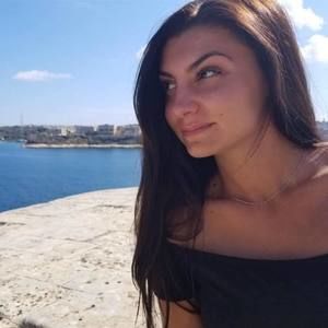 Meet your Posher, Annaliese